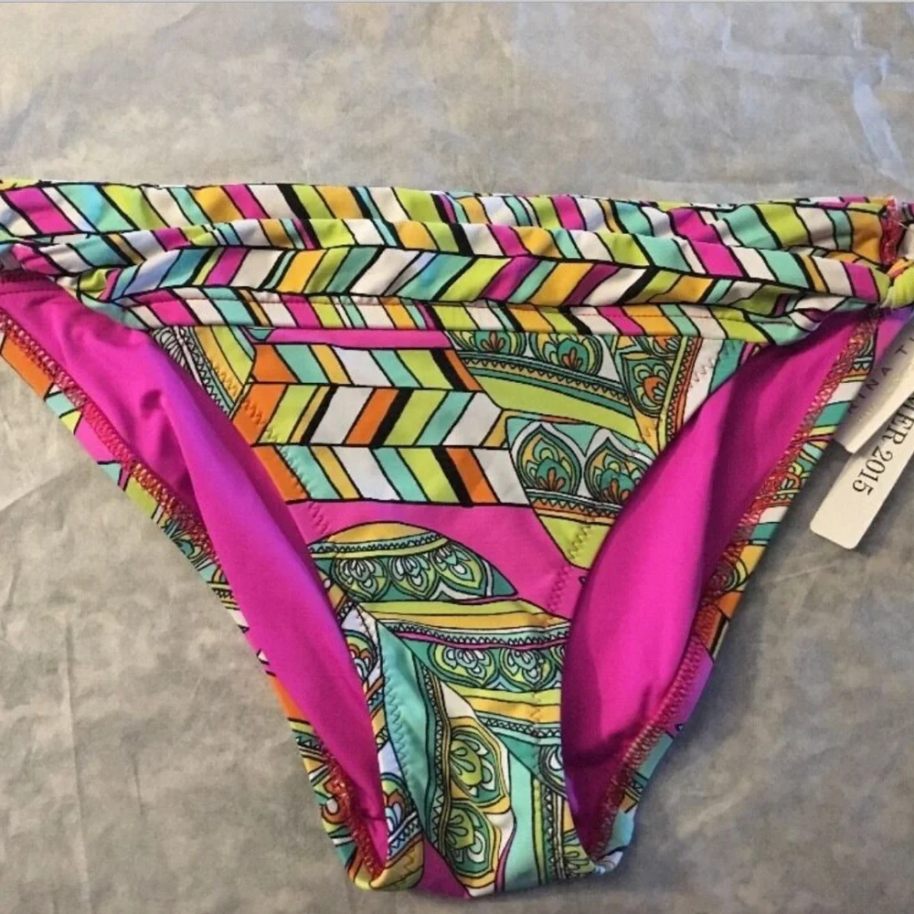 NWT! Trina Turk Tuvalu Knot Side‎ Hipster Bottom